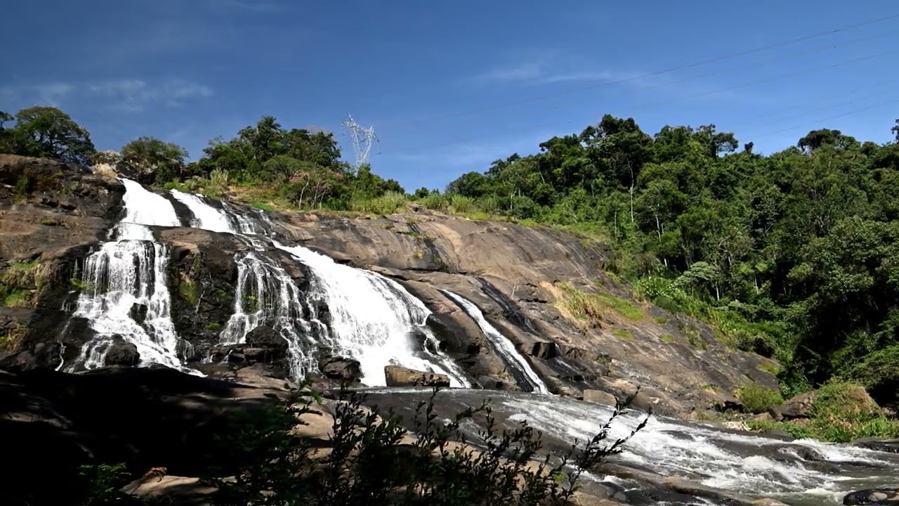 Quedas d'água do Parque Natural Cascata das Antas em Poços de Caldas